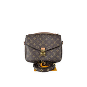 Louis Vuitton Pochette Métis Bag